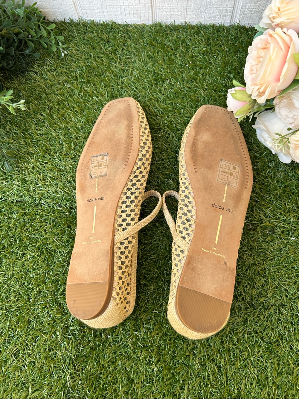 DOLCE VITA Reyes Woven Mary Jane Flats in Tan Light Natural woven raffia Sz 7 - Picture 16 of 16